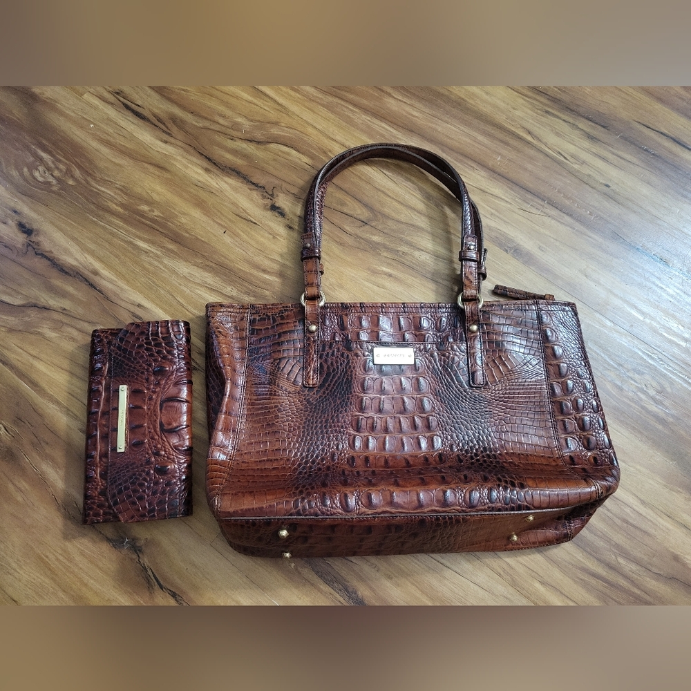 Brahmin Duxbury Purse Bag 16" Long Pecan Melbourne Alligator Crocodile w/wallet